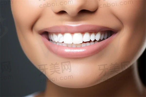 石家庄活动义齿费用是多少？2025活动义齿价格齐全揭晓，详细了解活动义齿的具体费用信息。